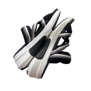 Mark Nason Women 7.5 Black White Modern Jogger 2.0 Bonnie
Platform Chunky Sandal